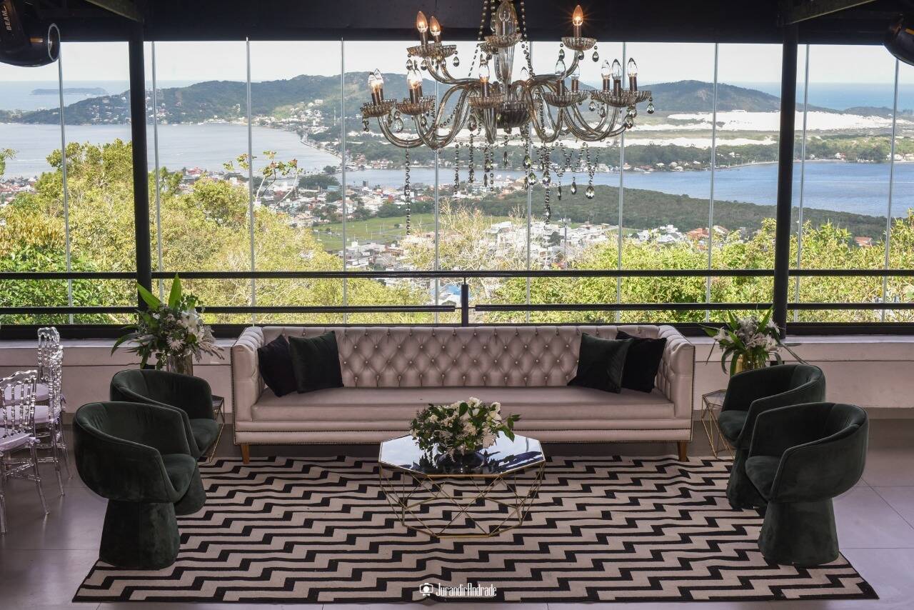 c0a75ca5-4c26-4302-9f04-68753bff4c8f